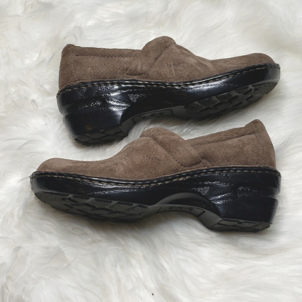 BORN  B.O.C peggy Suede clog  6
